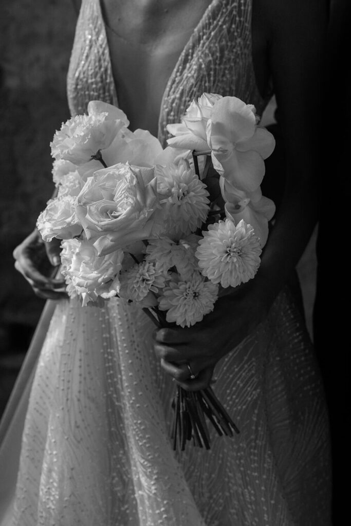 modern romantic bridal bouquet