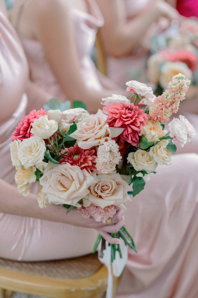 vibrant wedding bouquet