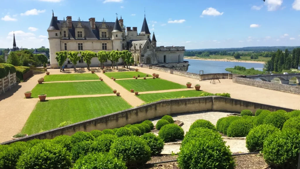 French Chateau Wedding Inspiration