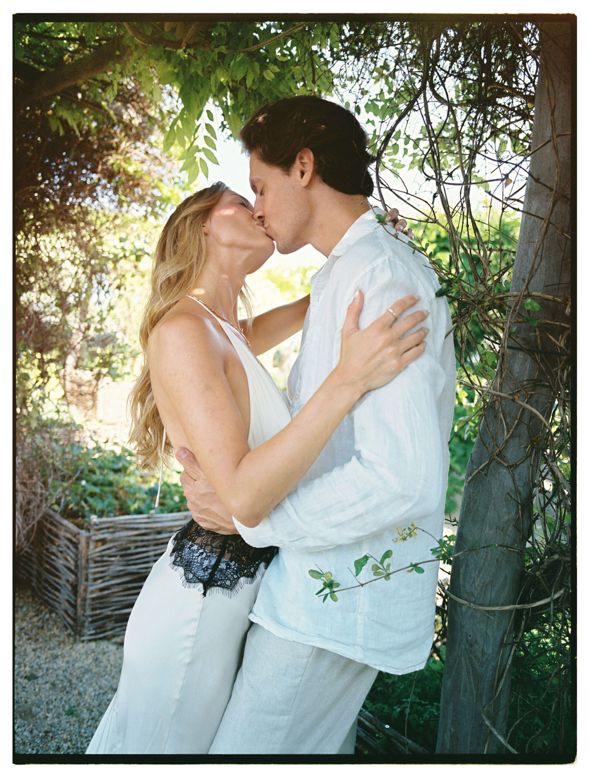 Elopement at the luxurious Château de La Messardière in Saint tropez